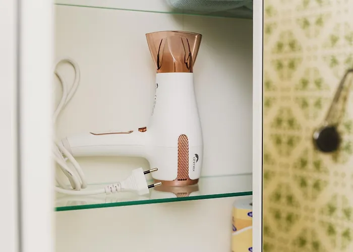 Апартаменти White - Lg - Sangottardo26 *