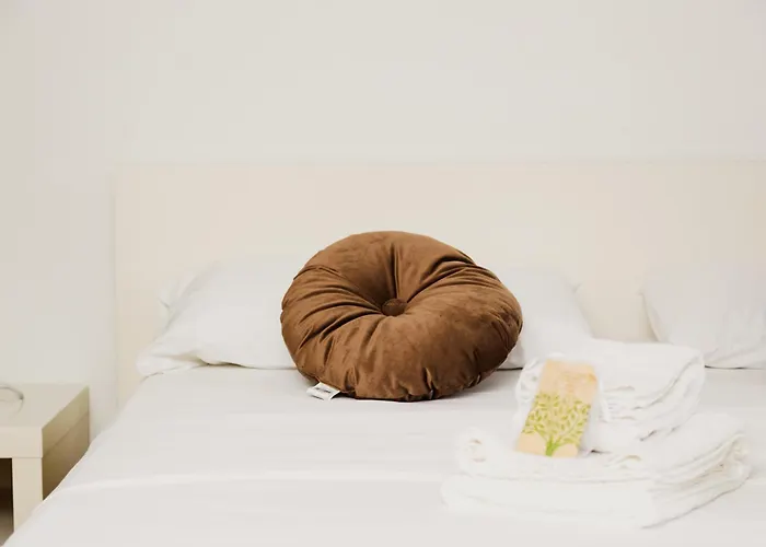 Апартаменти White - Lg - Sangottardo26 *