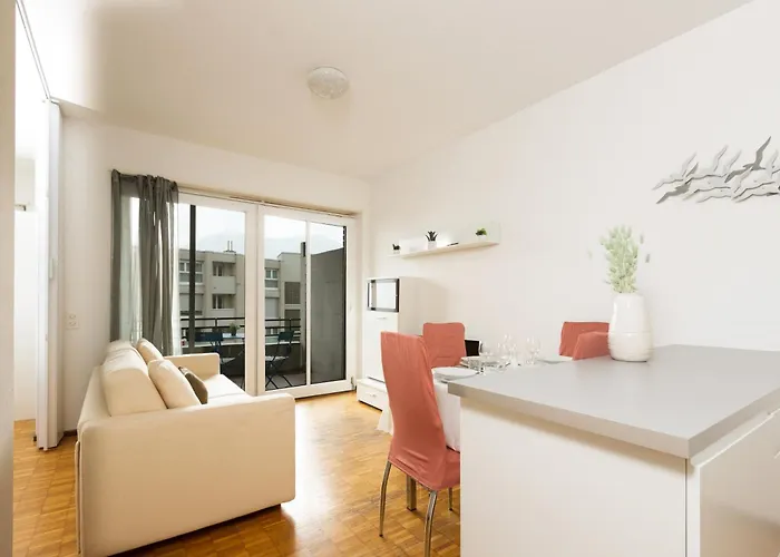 White - Lg - Sangottardo26 *